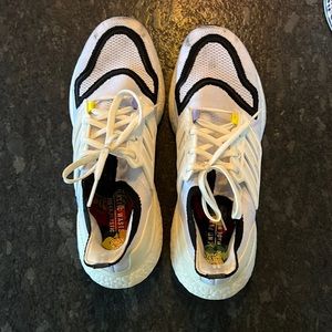 Adidas Ultra Boost 22